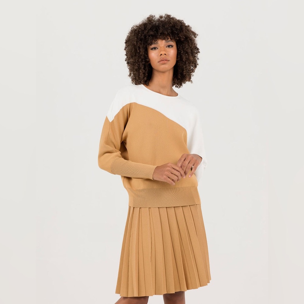 Two Piece KNIT Skirt SET NUGGET Sz XL